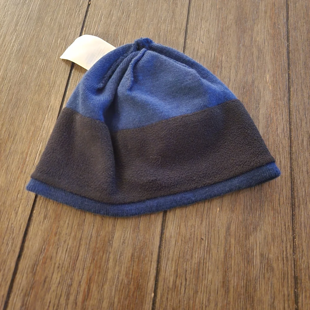 Arc'teryx Bird Head Beanie - Picture 4 of 4